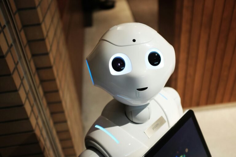 SEP llama a universidades a humanizar la tecnología ante el avance acelerado de la IA